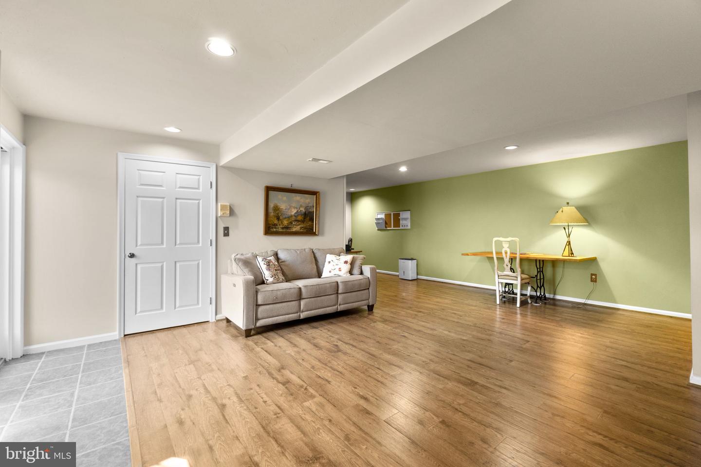 616 Falmouth Ct
