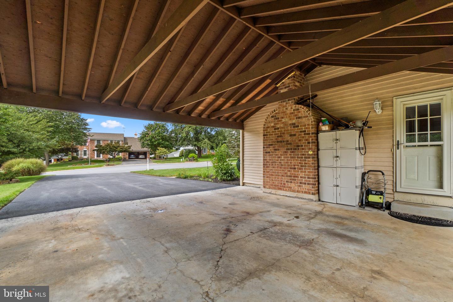 616 Falmouth Ct