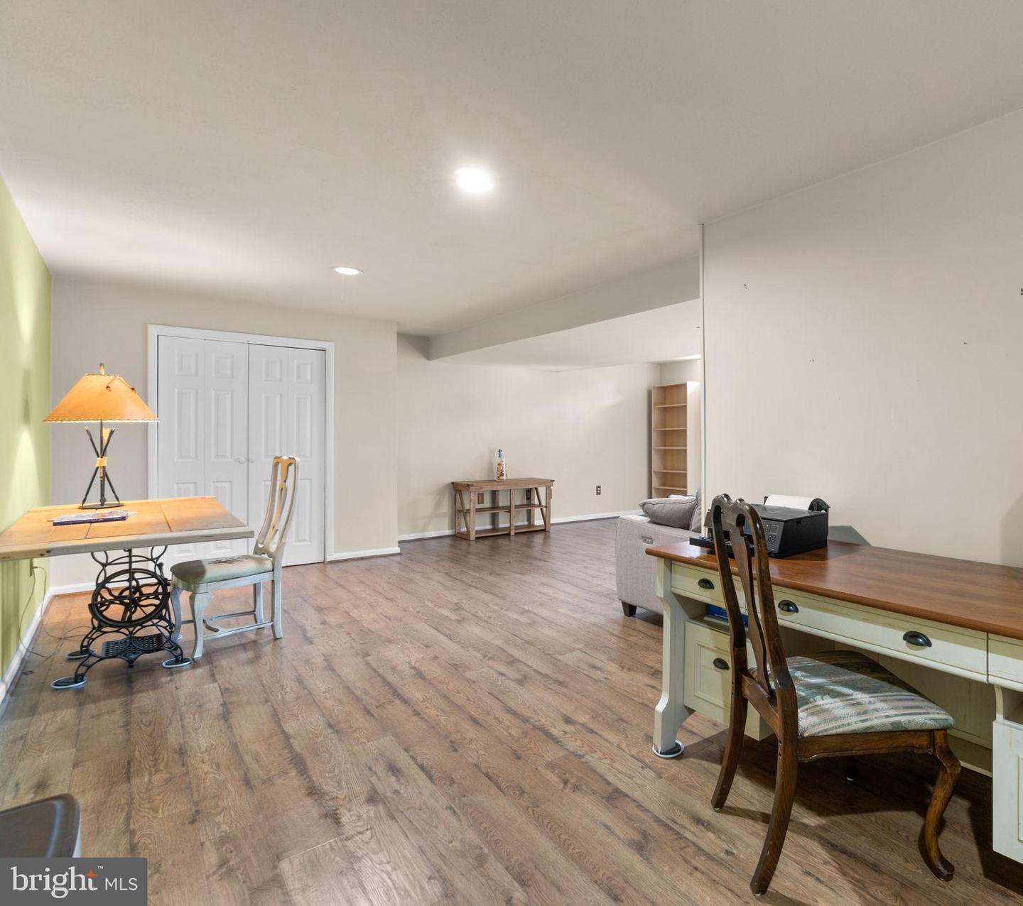 616 Falmouth Ct