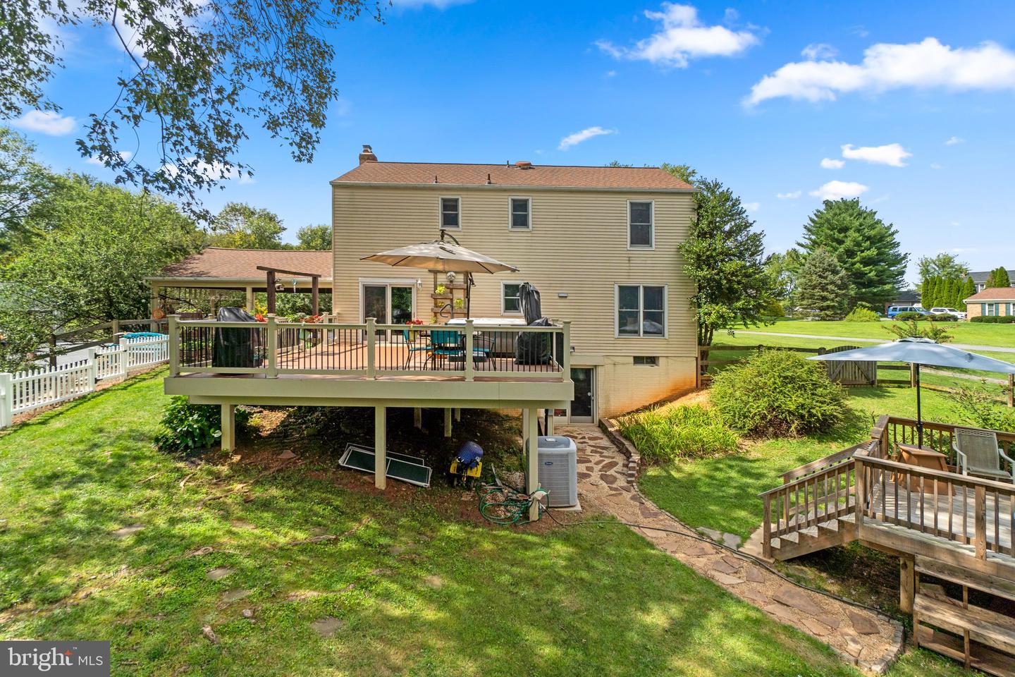 616 Falmouth Ct