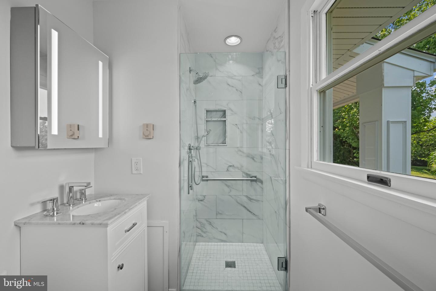 3901 Bixler Church Rd