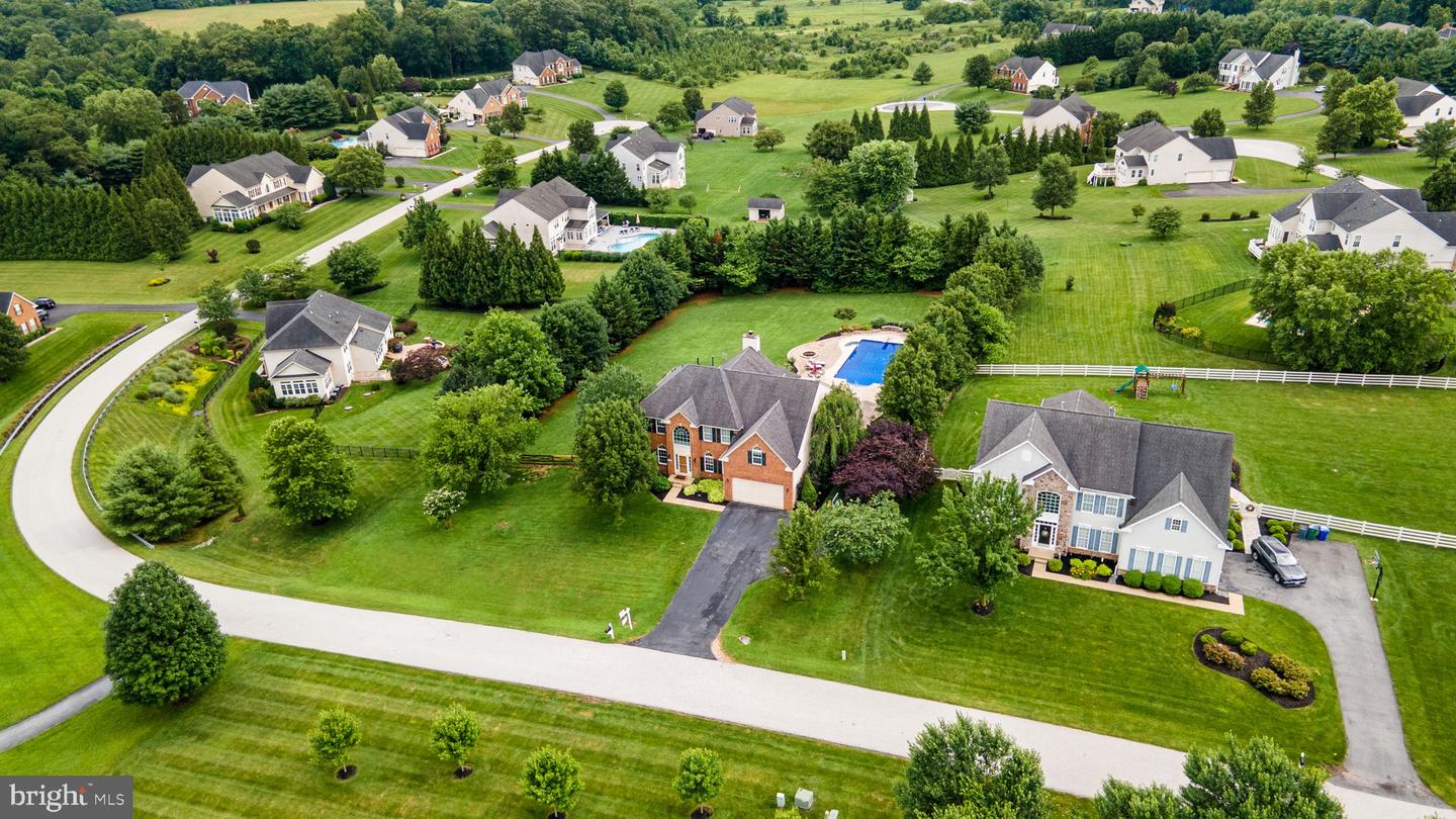 609 Corsair Ct