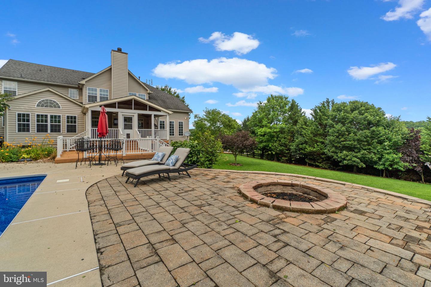 609 Corsair Ct