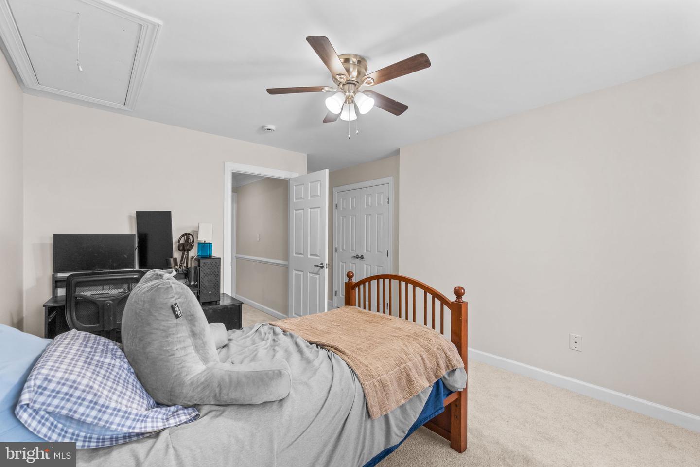 609 Corsair Ct