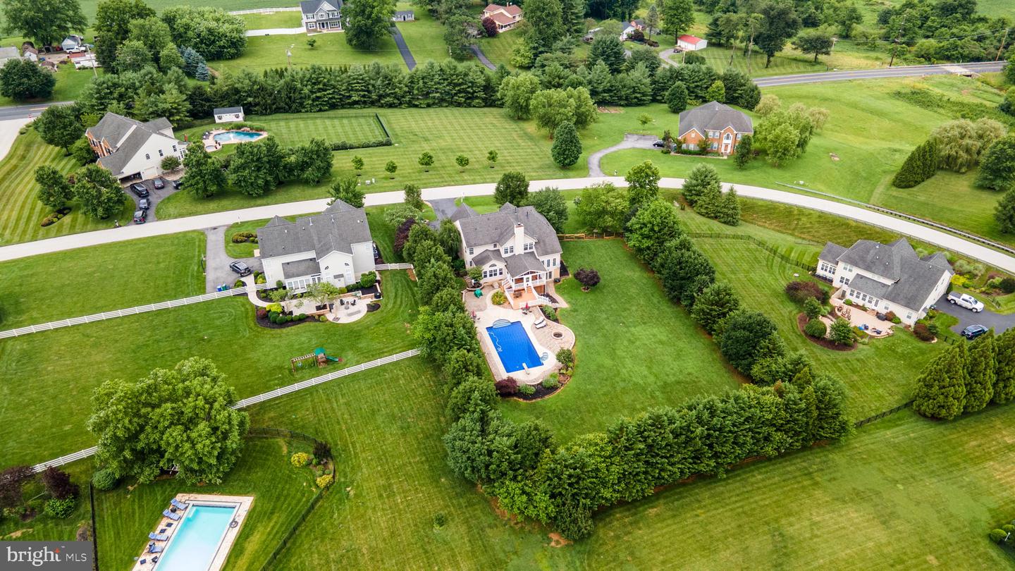 609 Corsair Ct