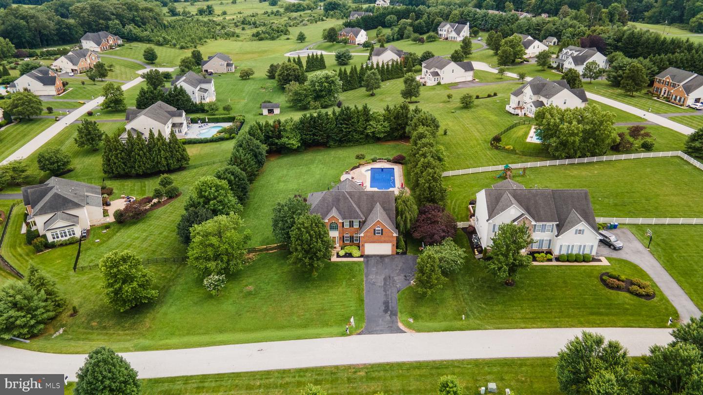 609 Corsair Ct