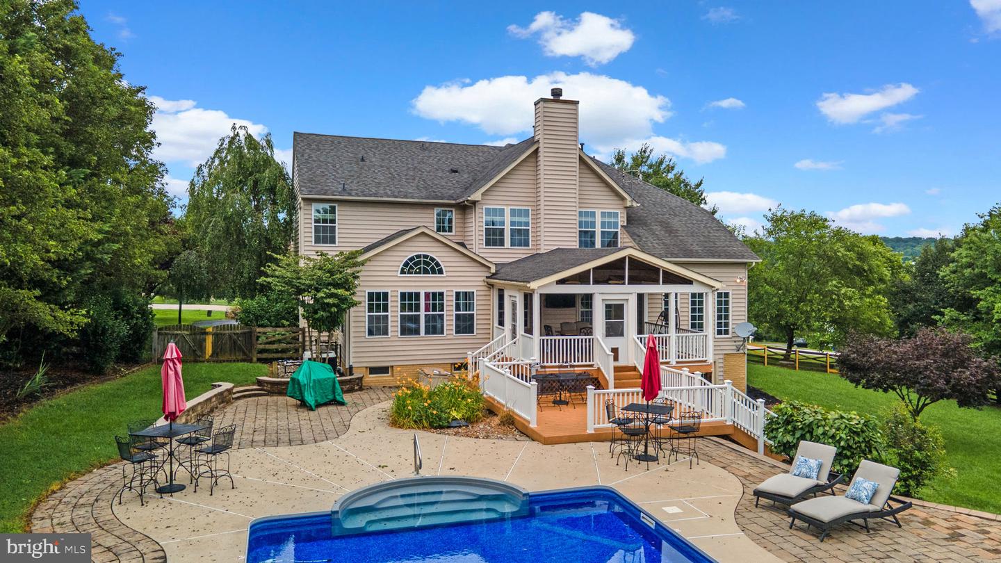 609 Corsair Ct