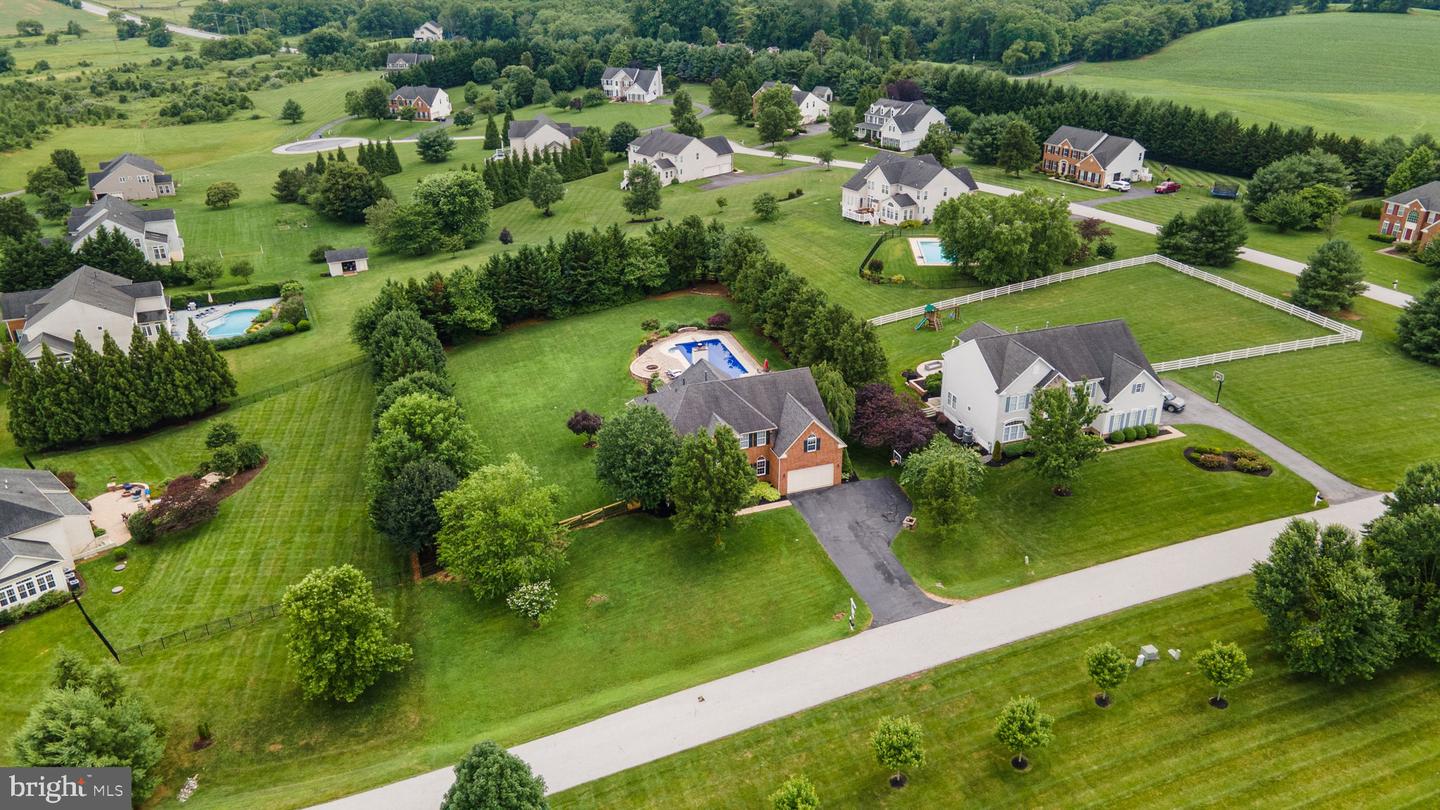 609 Corsair Ct
