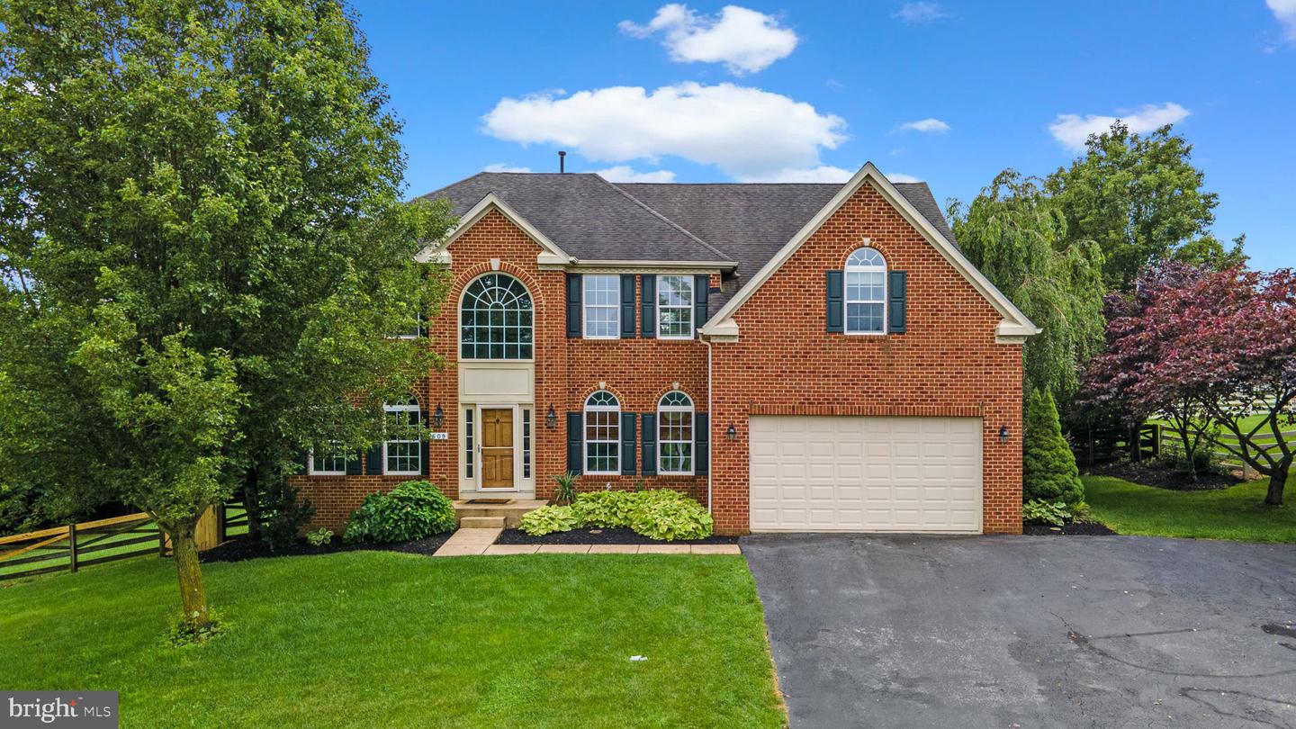 609 Corsair Ct