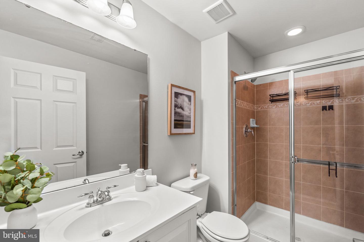 609 Corsair Ct