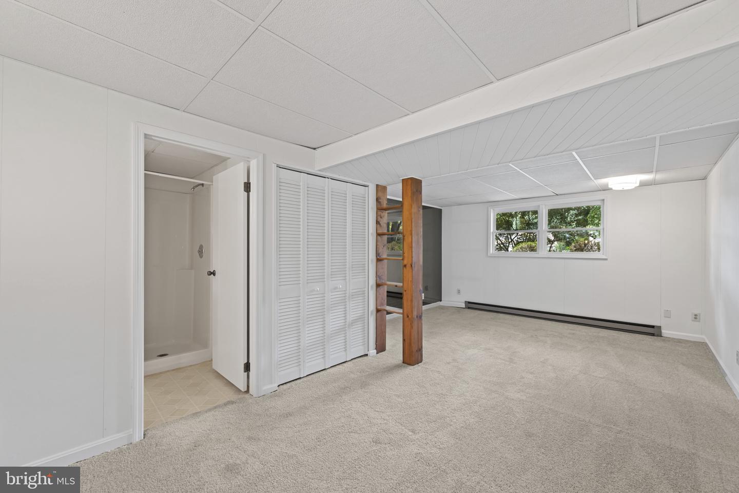 1954 Gardenia St