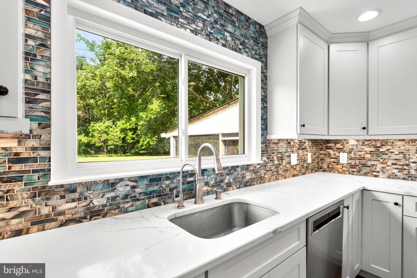 7306 Kitchens Dr