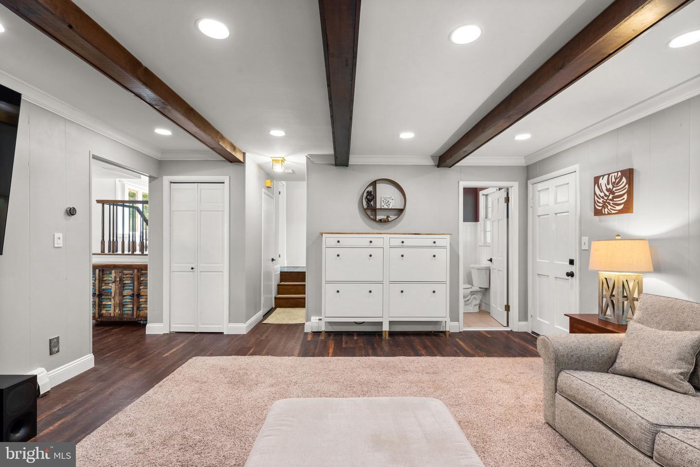 7306 Kitchens Dr