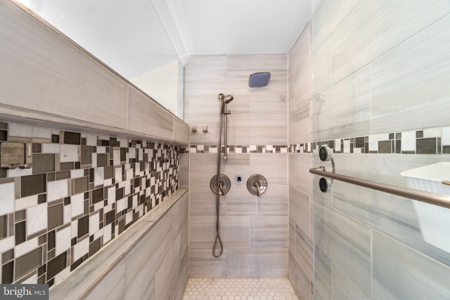 2420 Hanover Pike