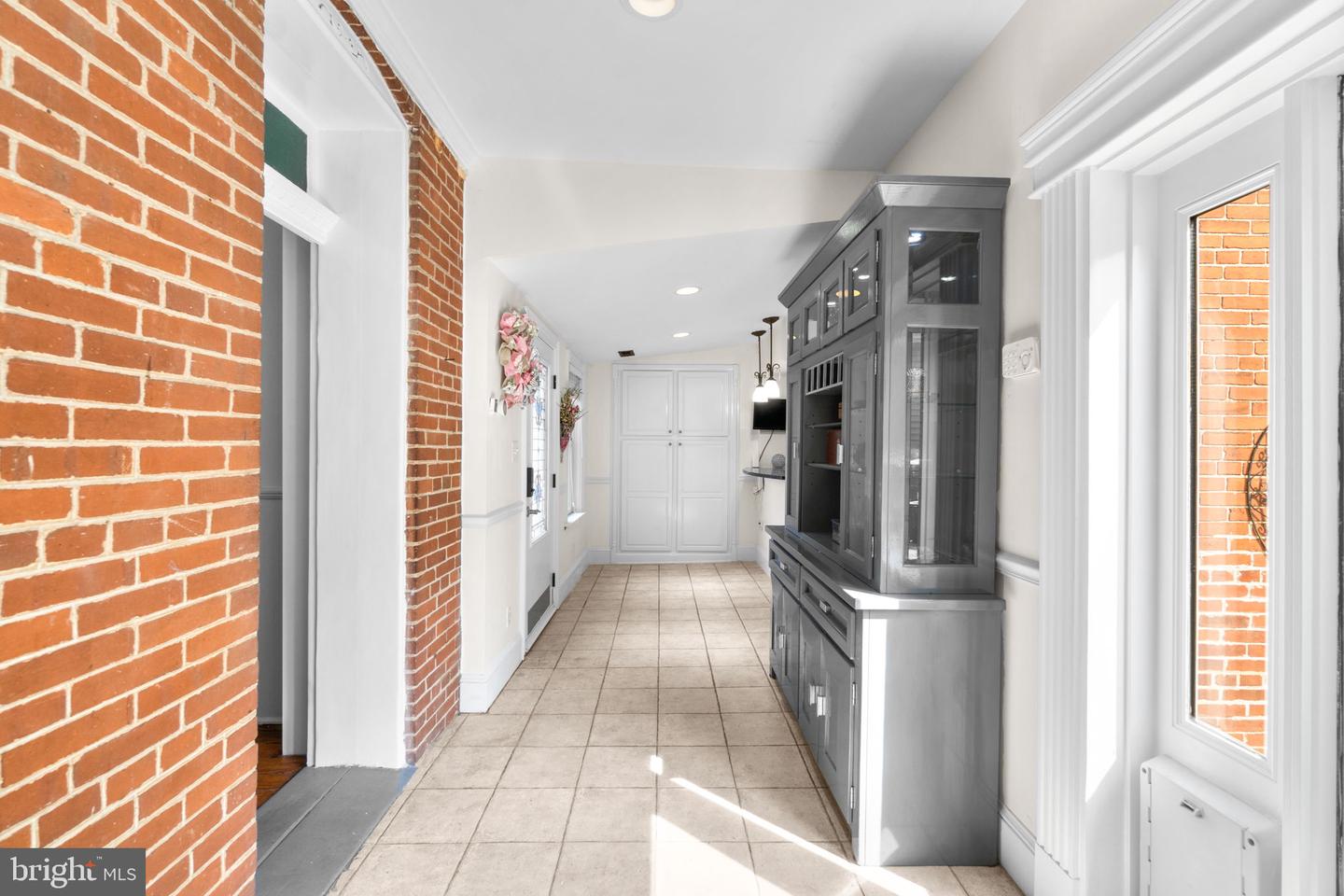 2420 Hanover Pike