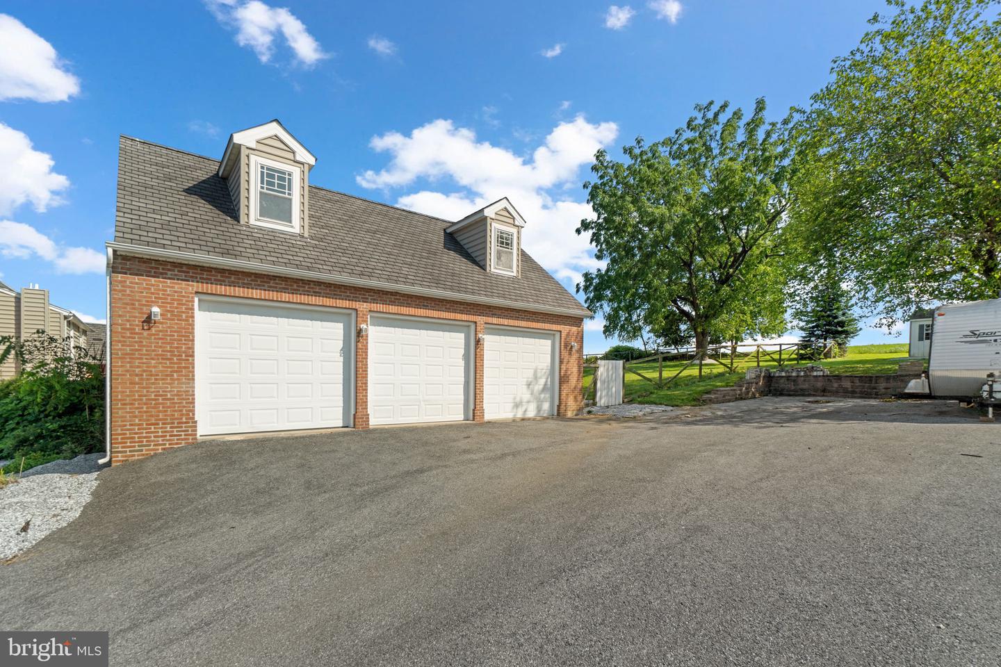 2420 Hanover Pike