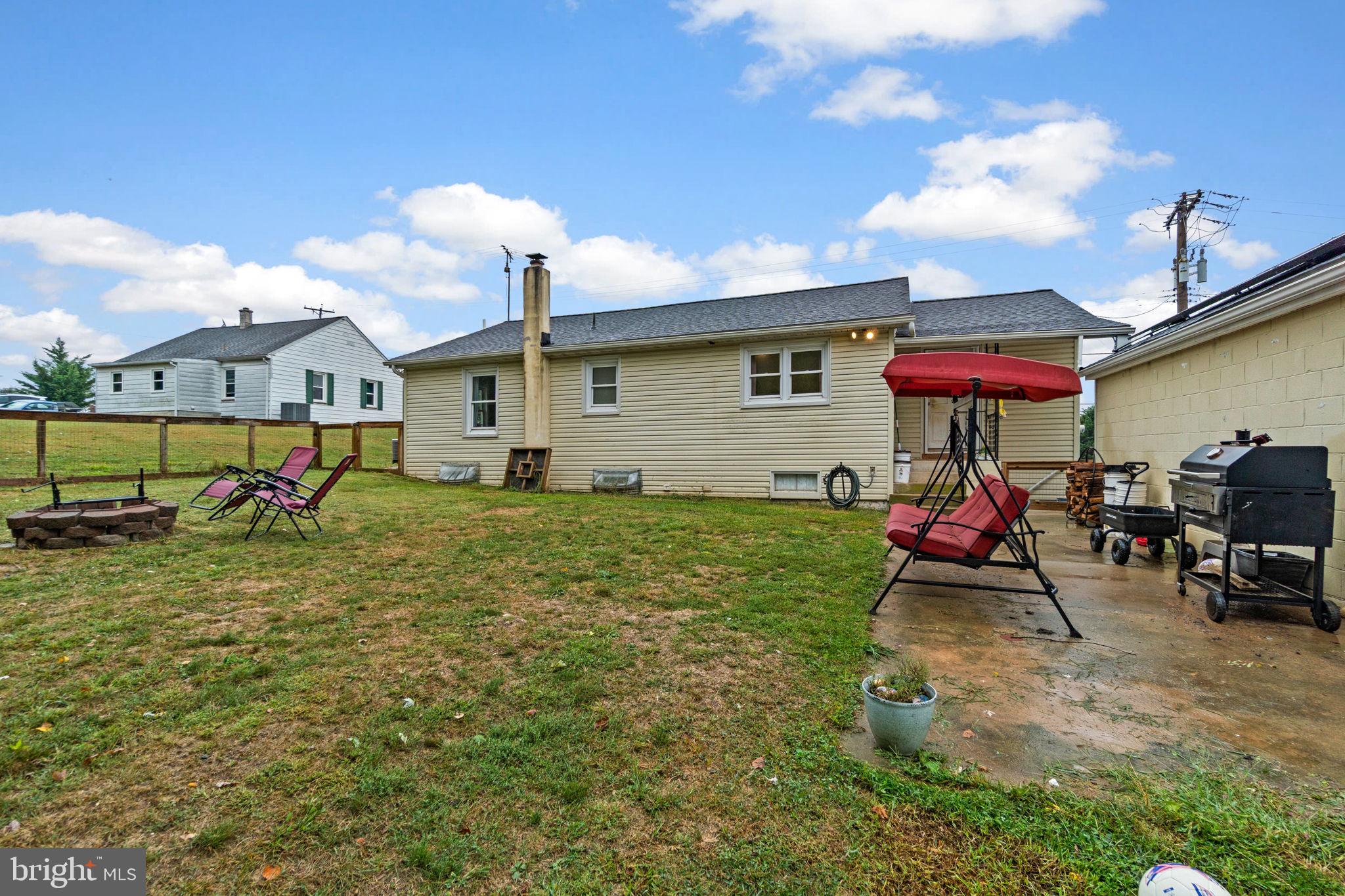 1272 CHERRYTOWN ROAD