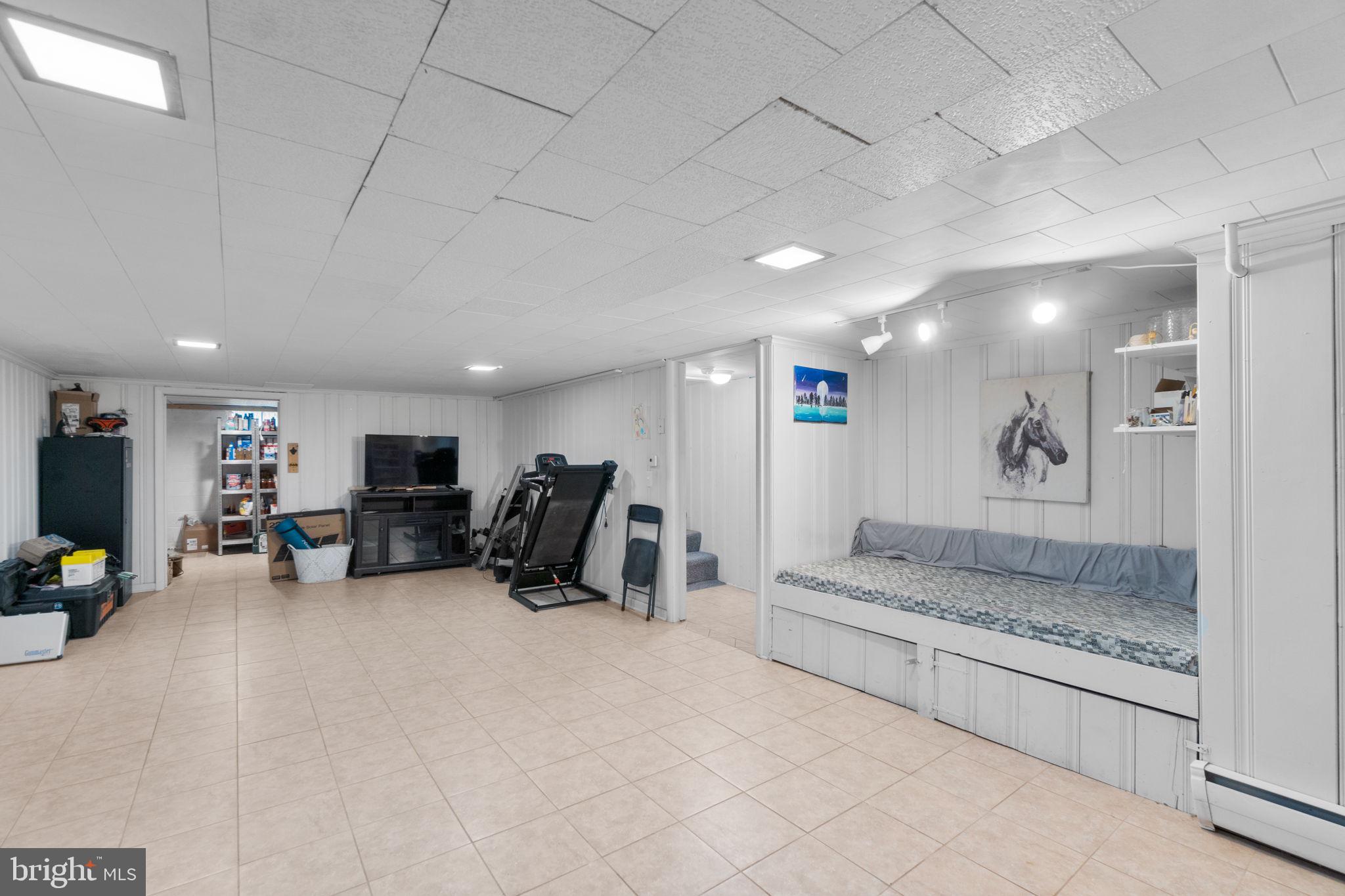 1272 CHERRYTOWN ROAD