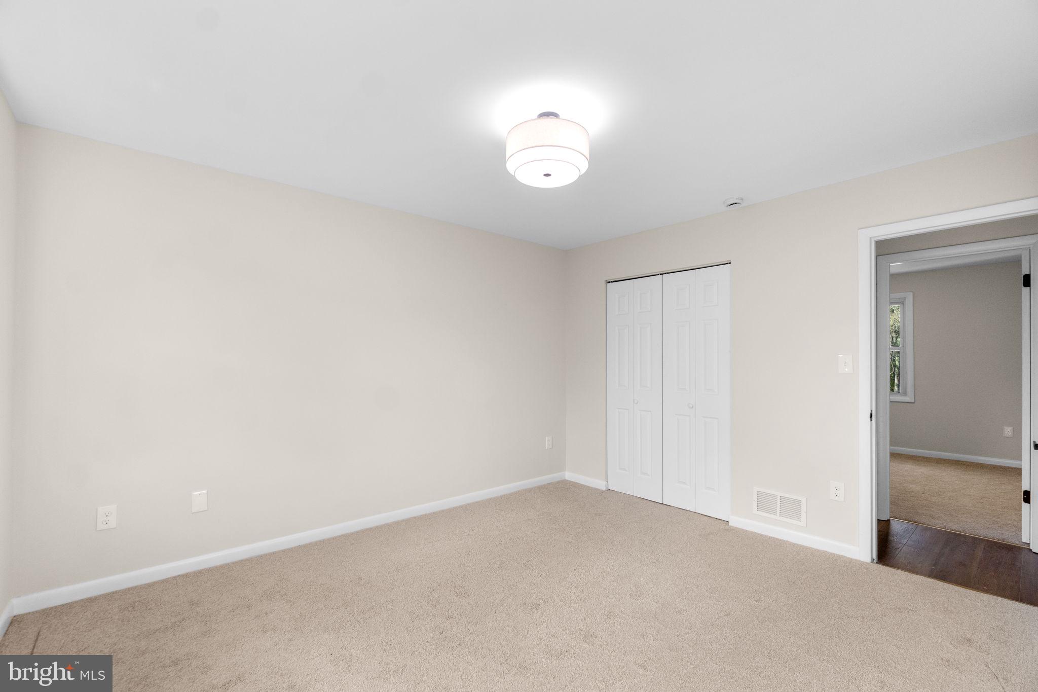 1915 GARDENIA STREET