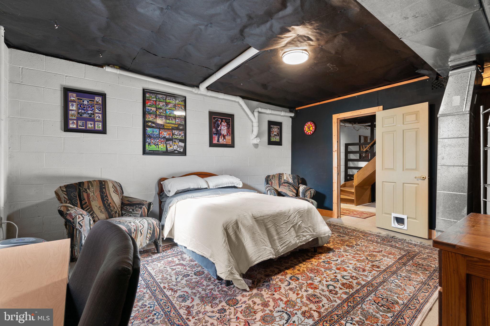 2472 FAIRWAY OAKS COURT