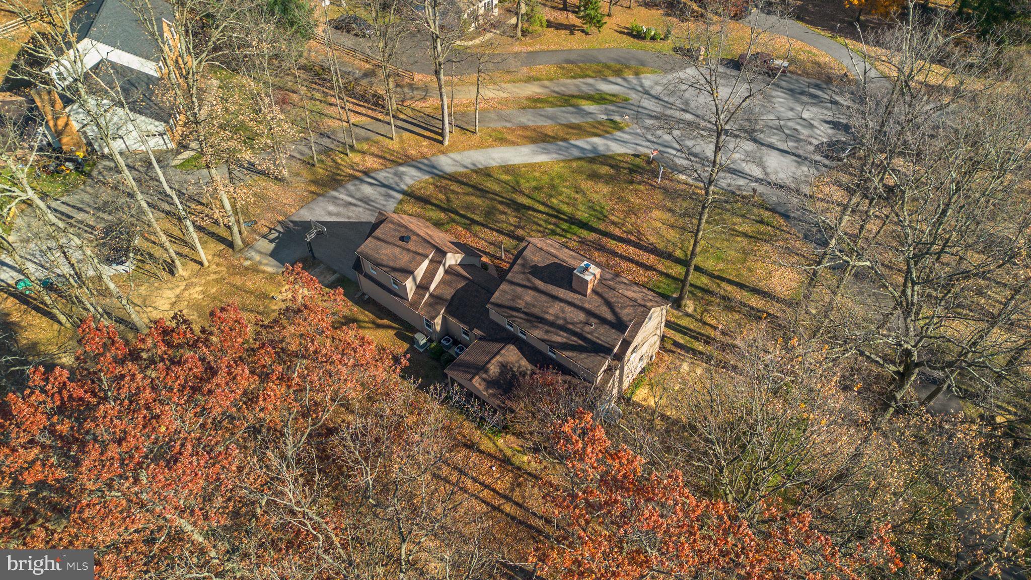 2472 FAIRWAY OAKS COURT