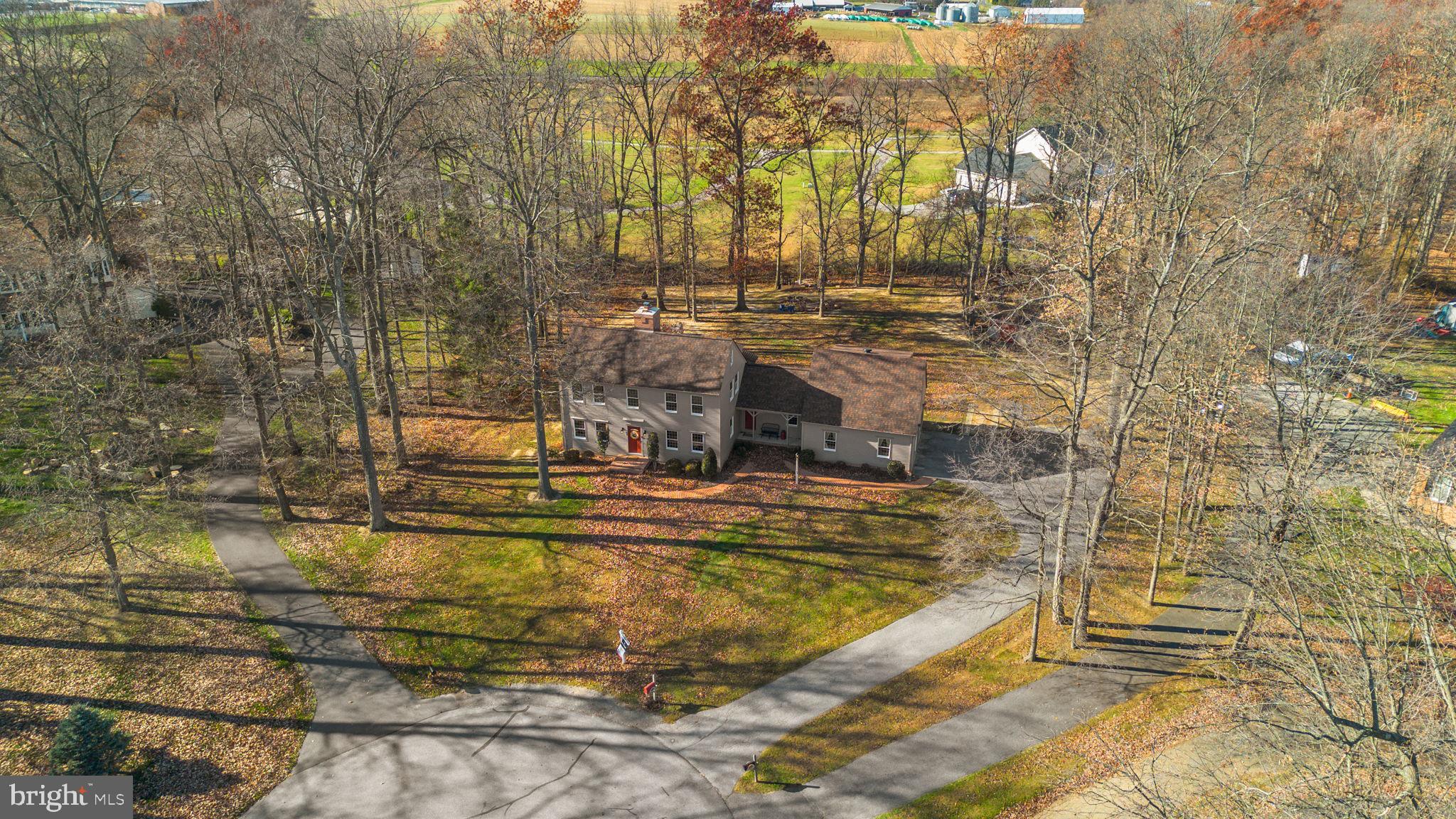 2472 FAIRWAY OAKS COURT