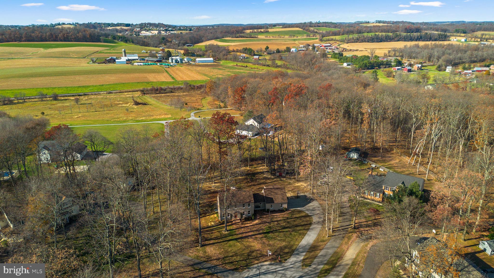 2472 FAIRWAY OAKS COURT