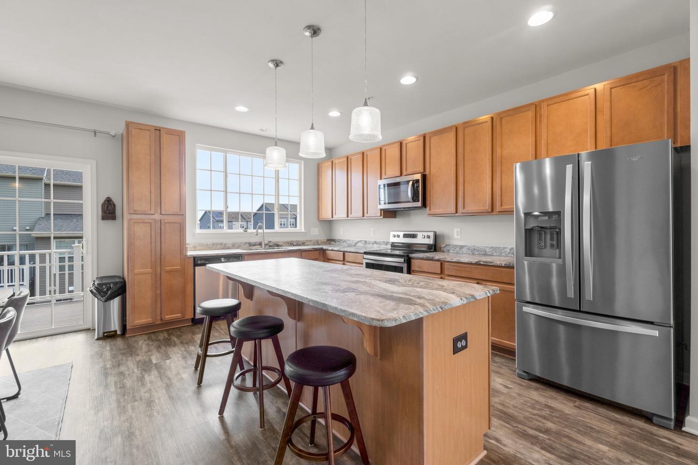 8484 HEDWIG LANE