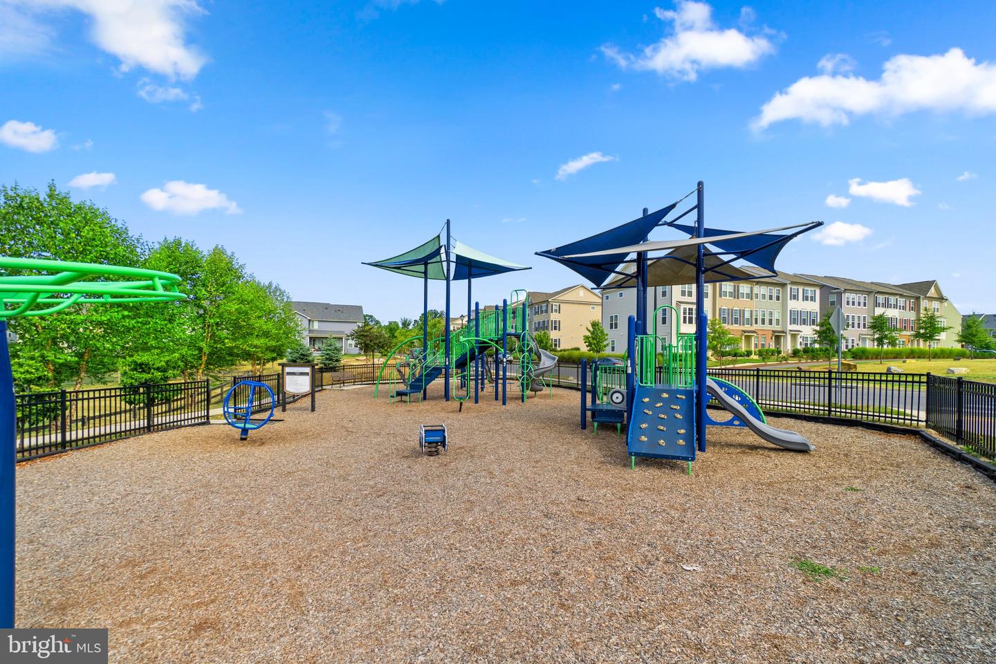 8484 HEDWIG LANE