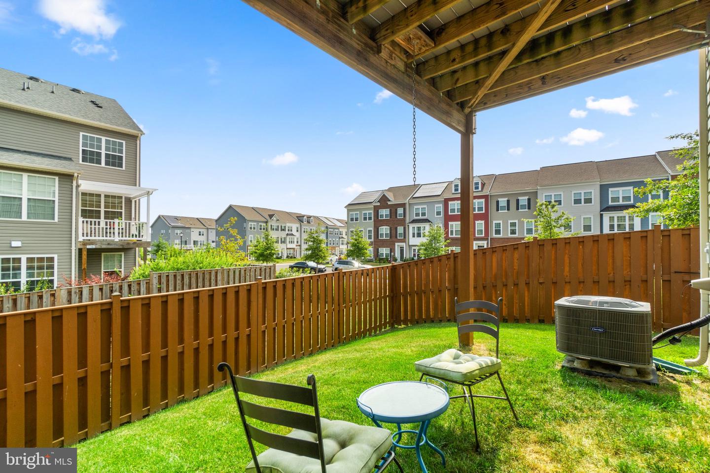 8484 HEDWIG LANE