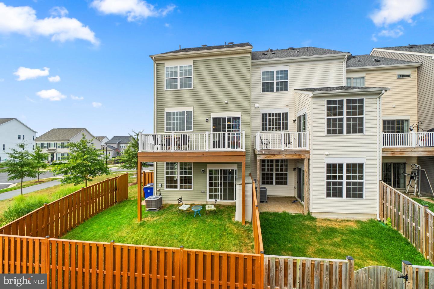 8484 HEDWIG LANE