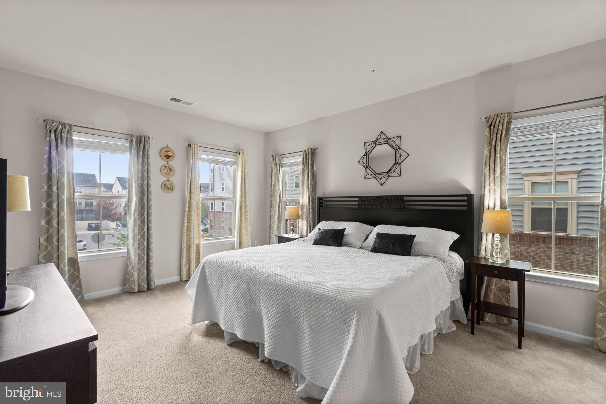 4861 Finnical WAY Unit: 203