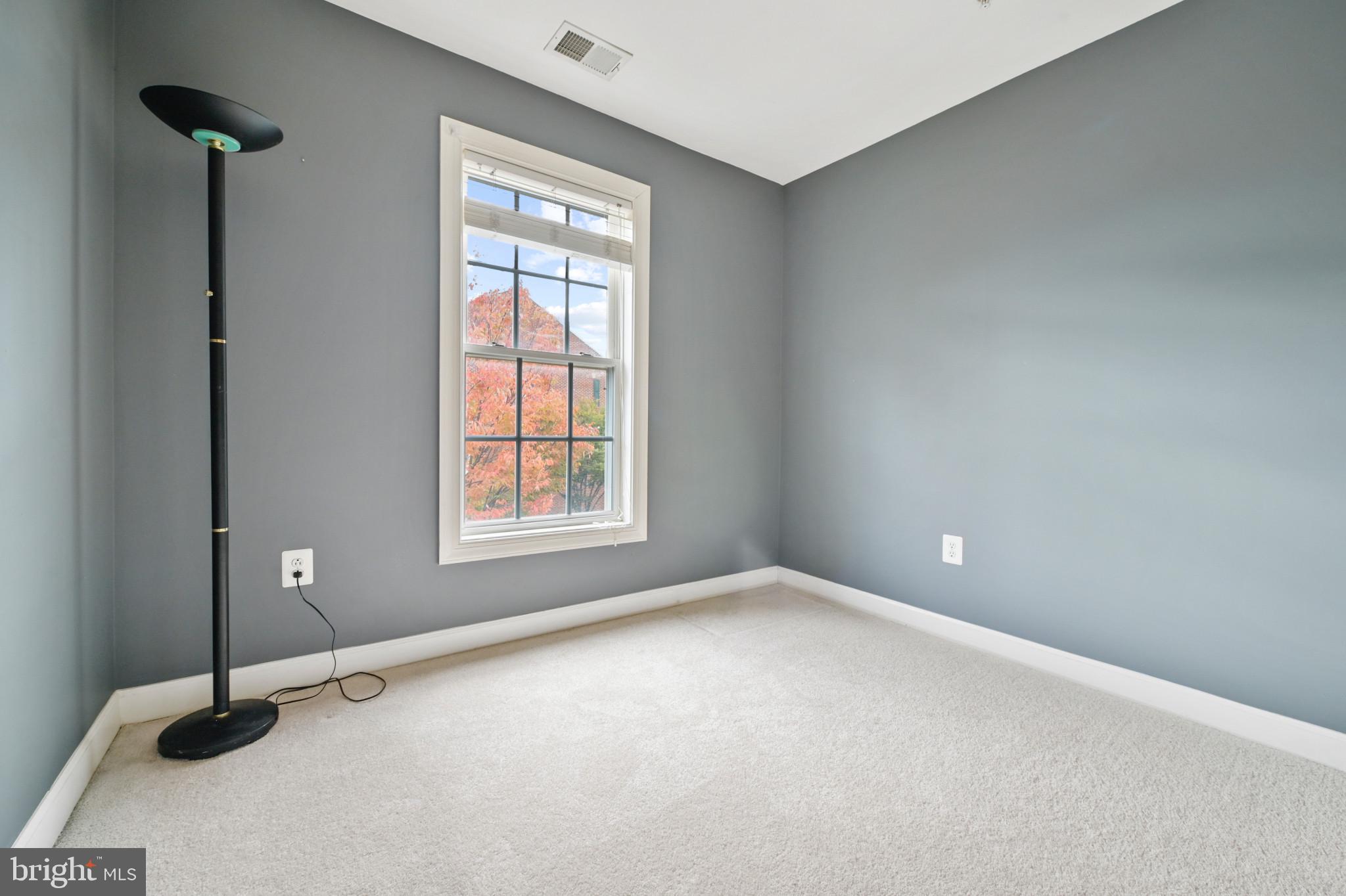 9428 Dunraven STREET