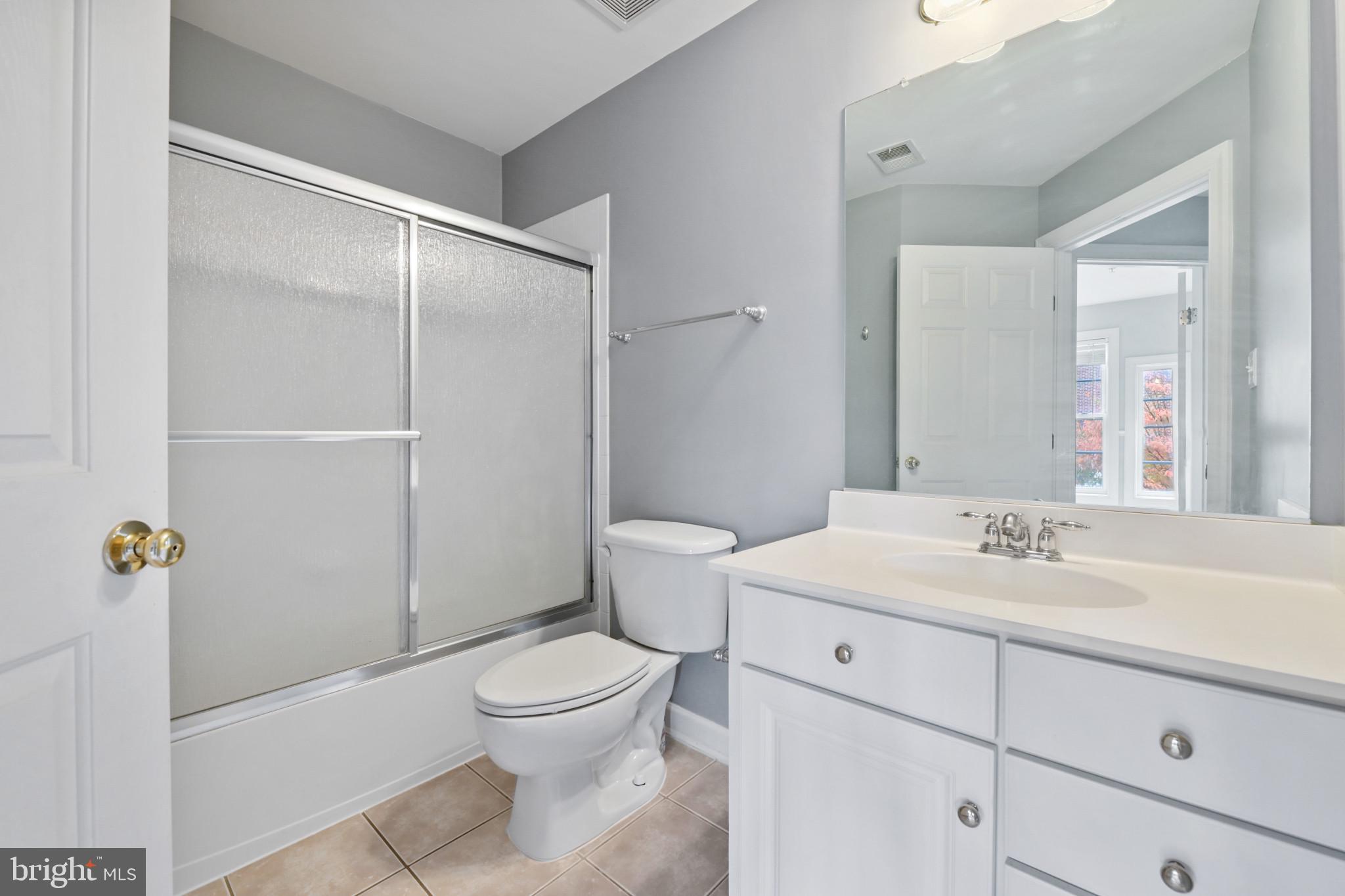 9428 Dunraven STREET