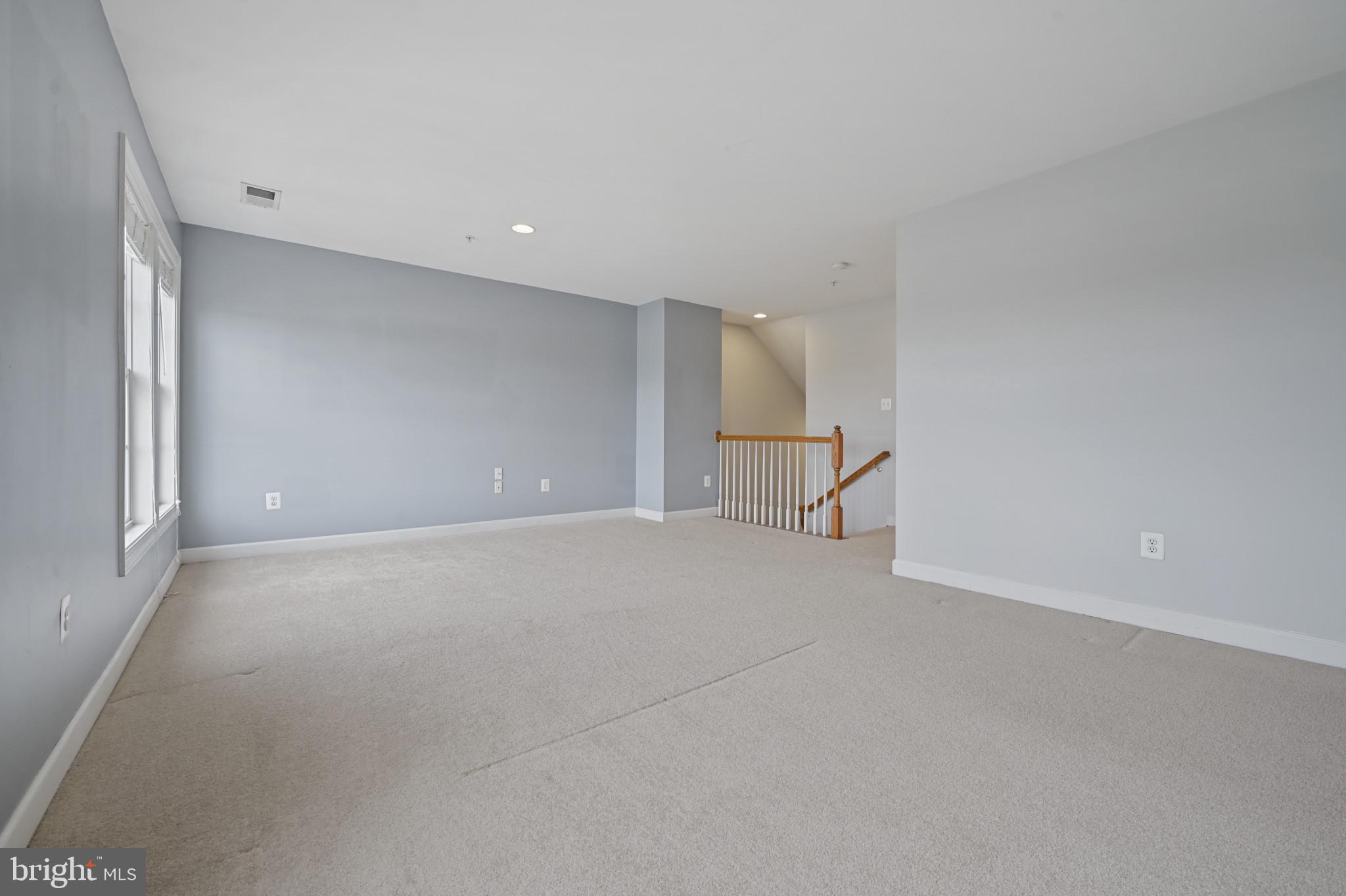 9428 Dunraven STREET