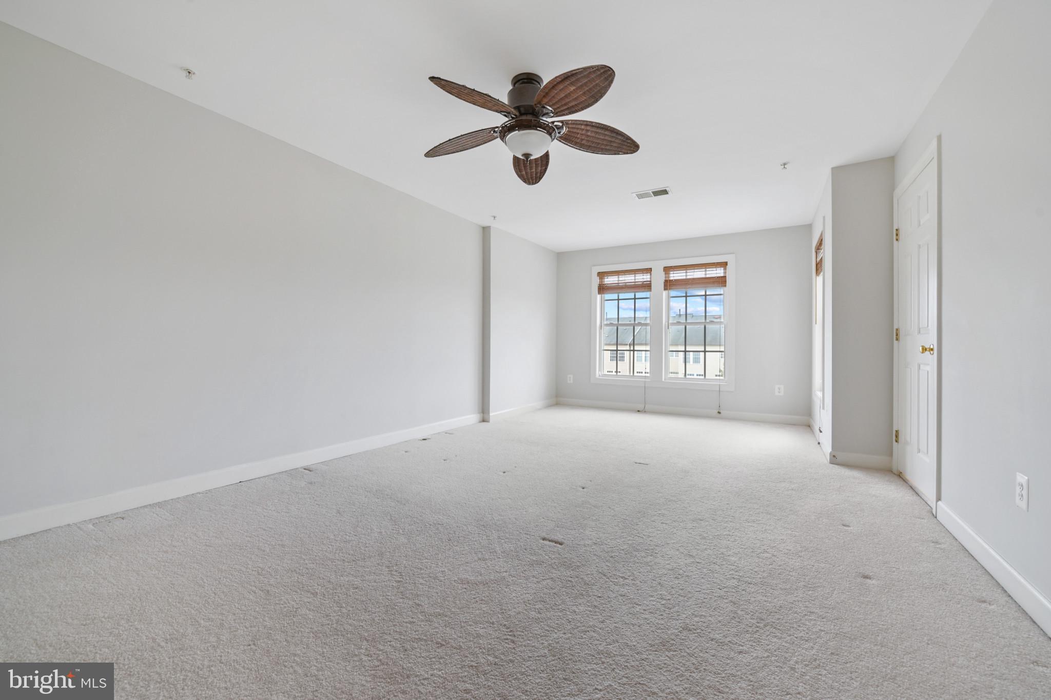 9428 Dunraven STREET