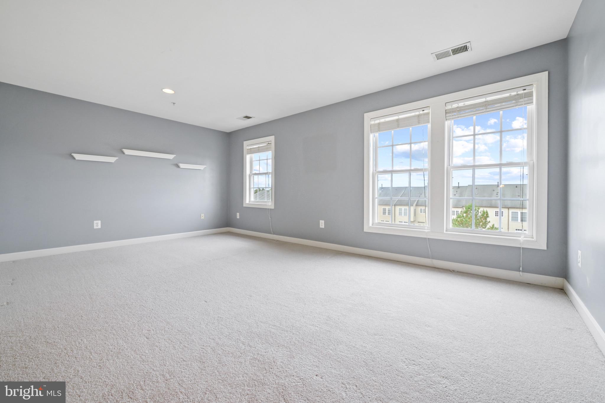 9428 Dunraven STREET