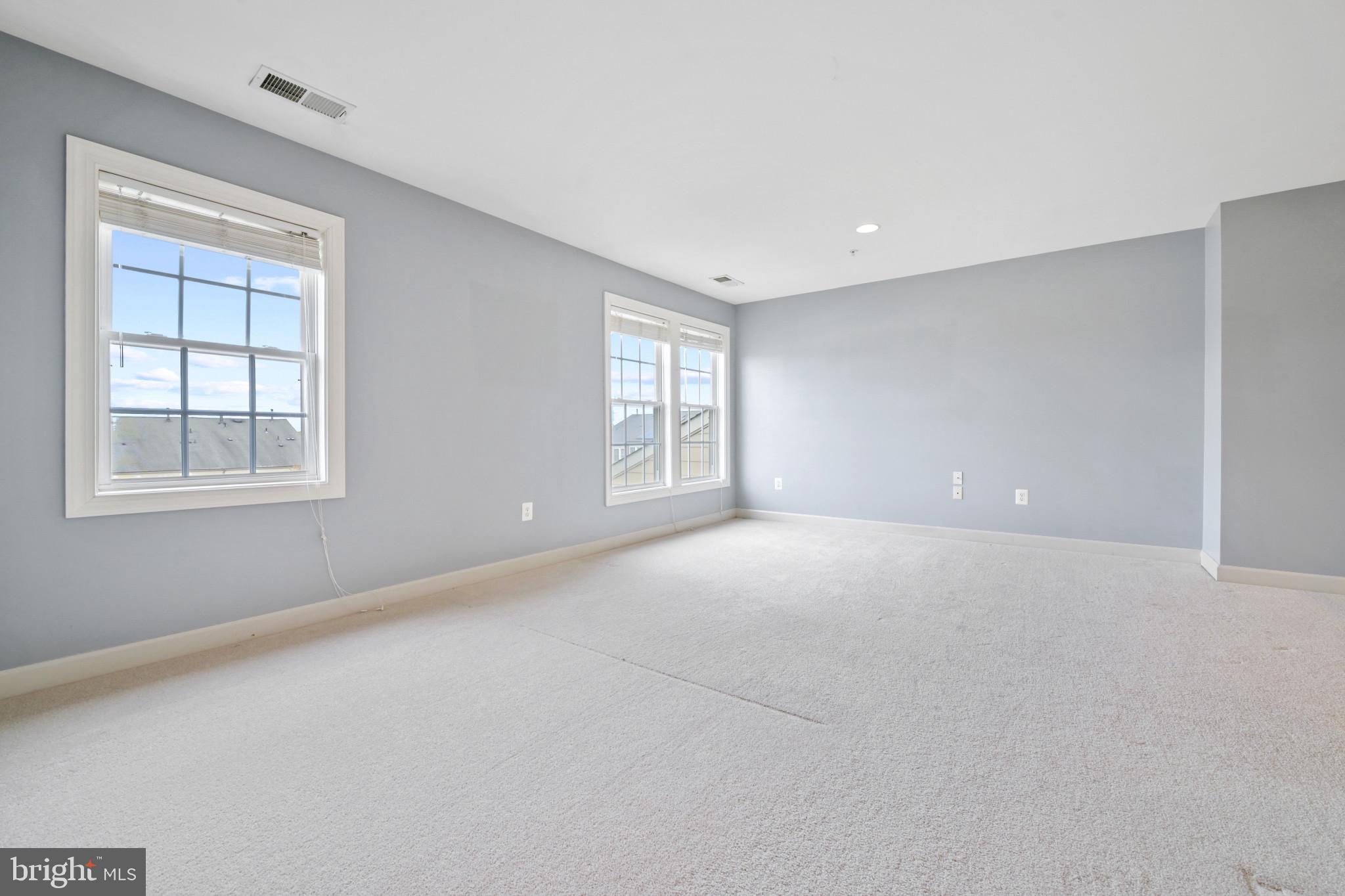 9428 Dunraven STREET