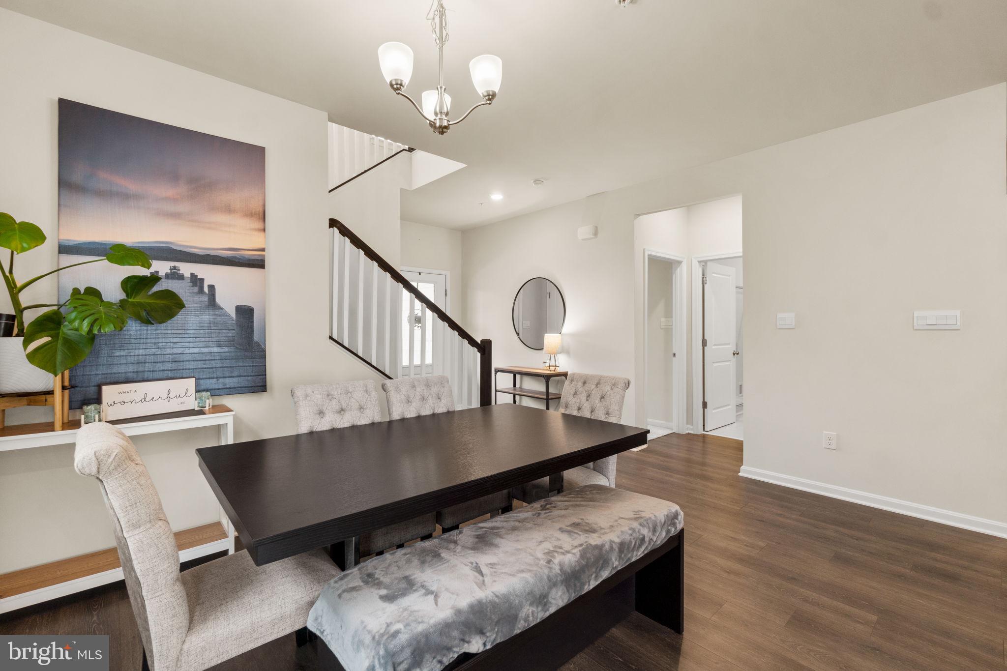 430 Constellation Ln