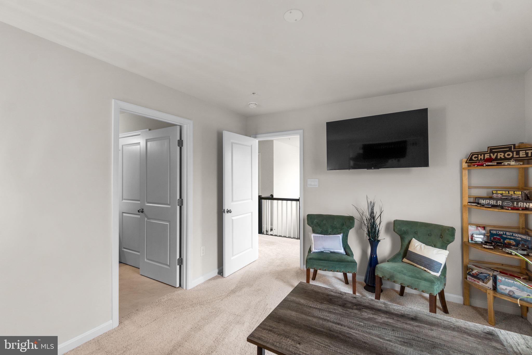 430 Constellation Ln