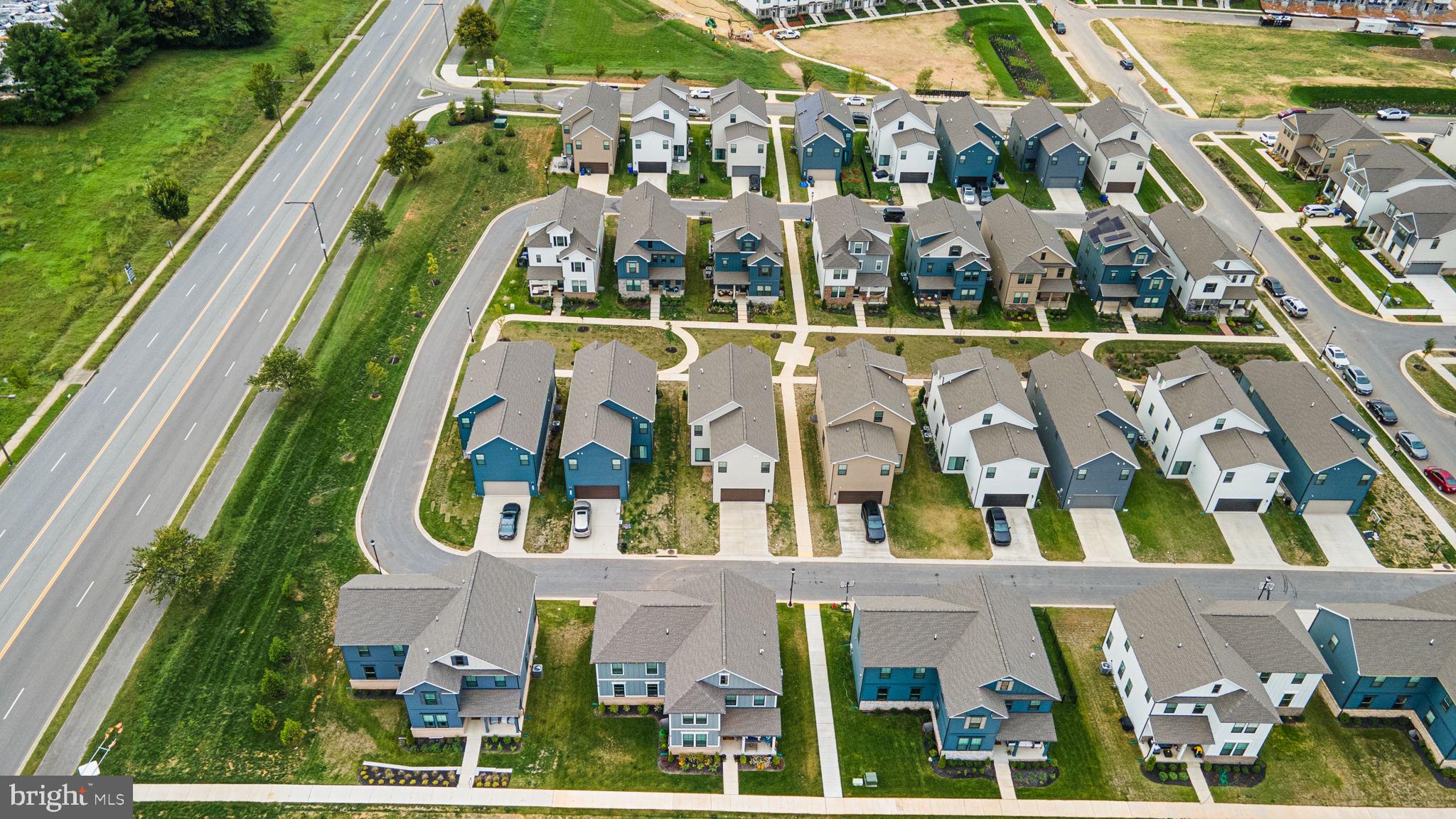 430 Constellation Ln