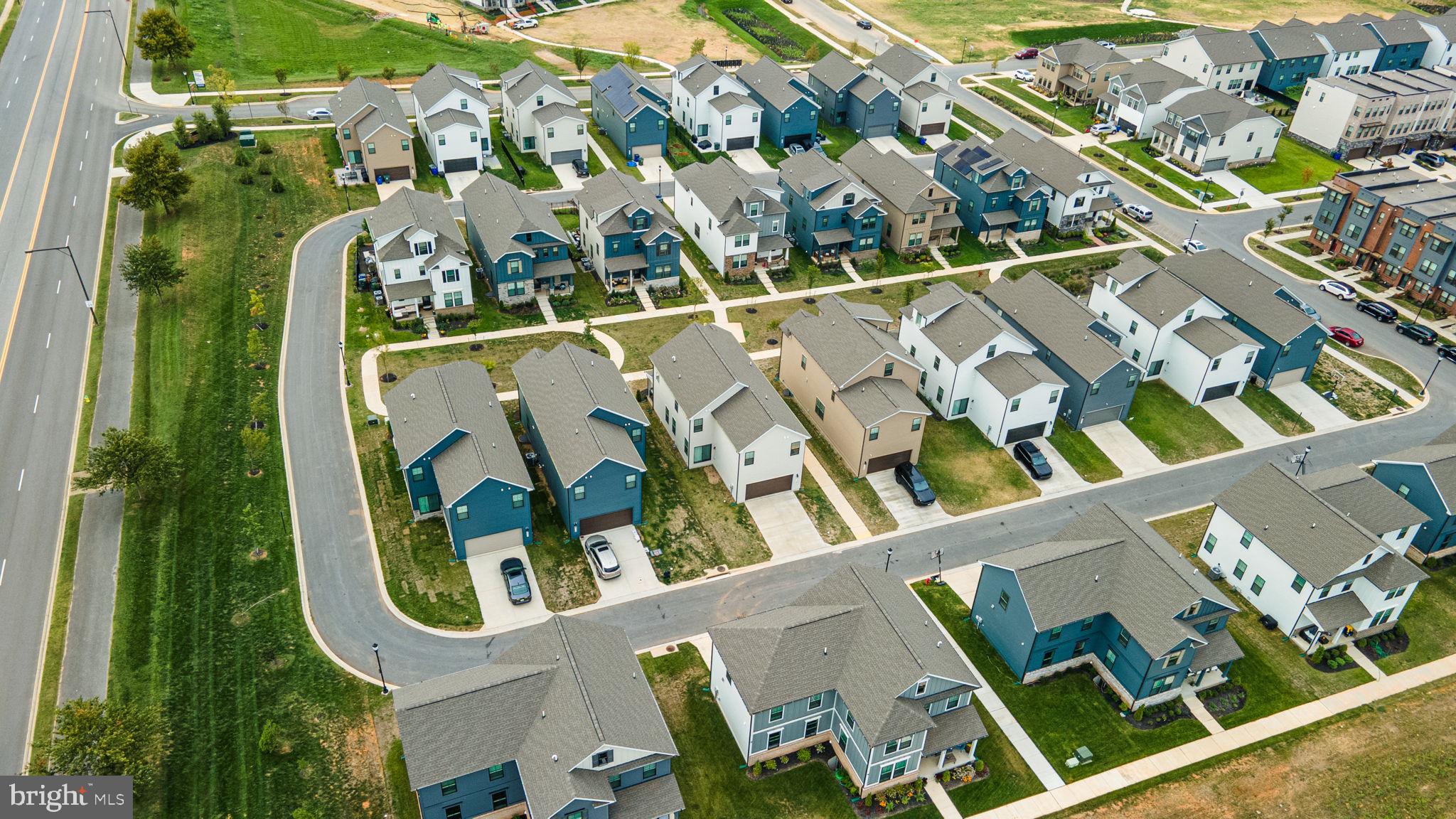 430 Constellation Ln