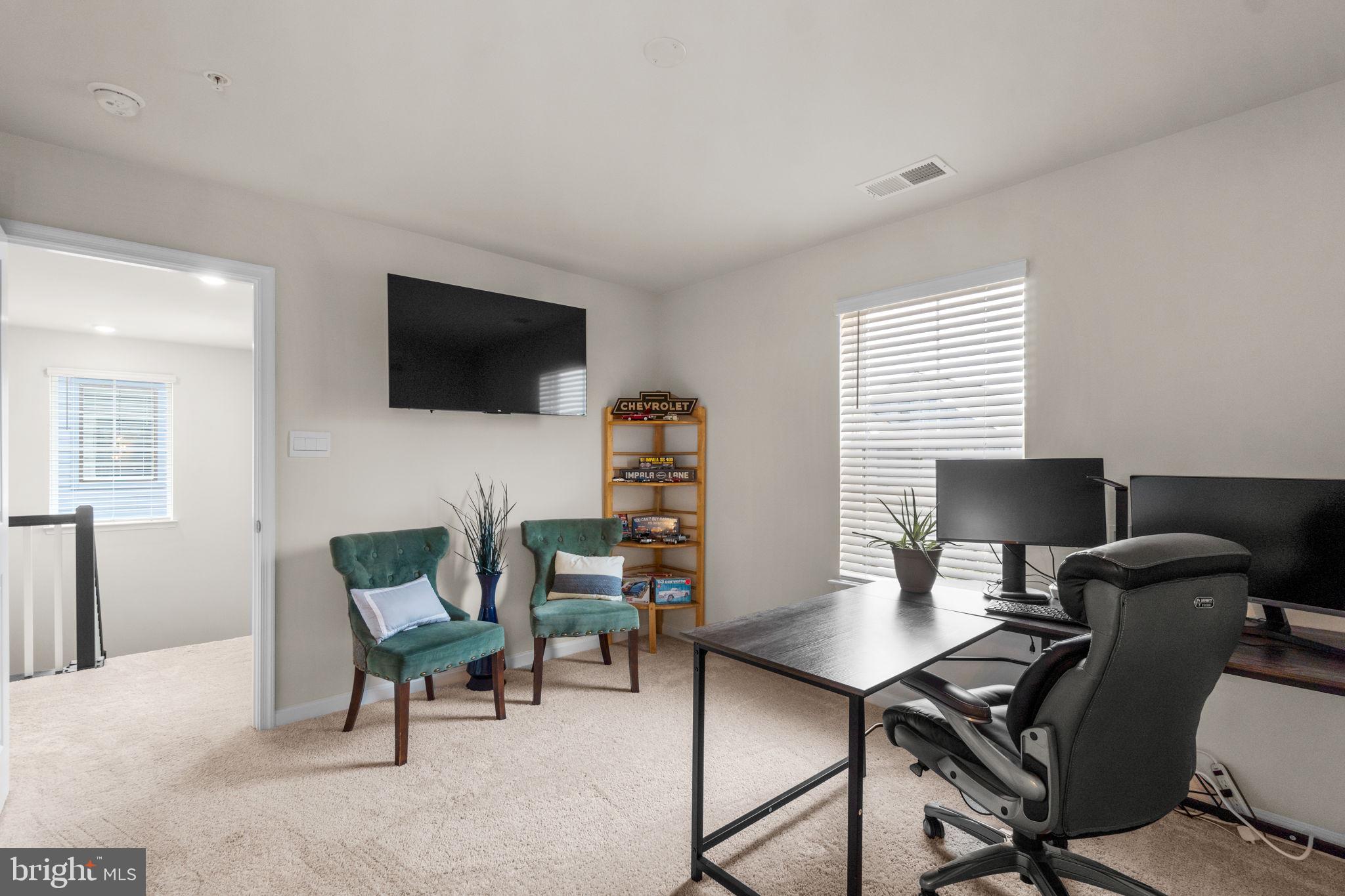 430 Constellation Ln