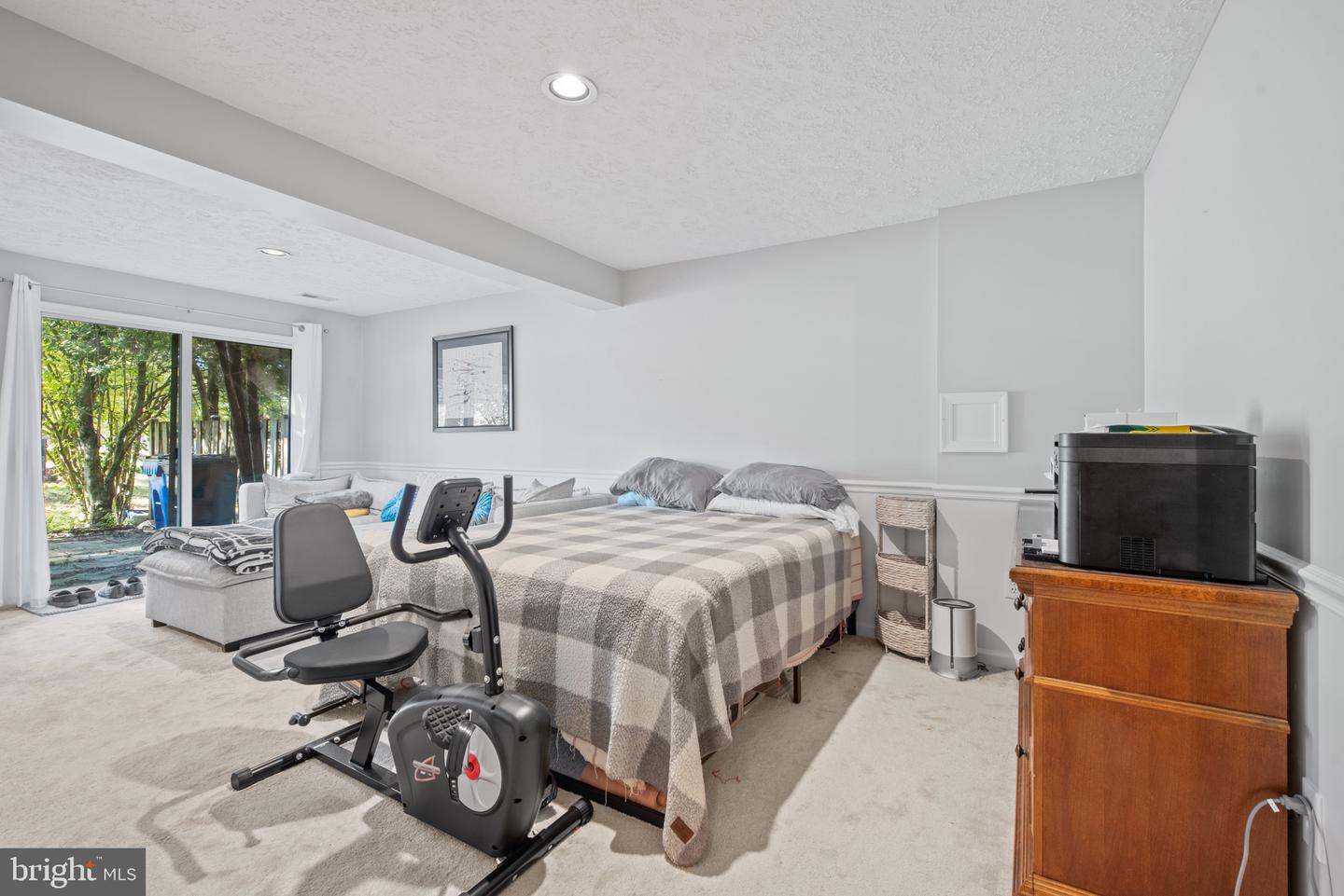 5559 Foxhall Ct