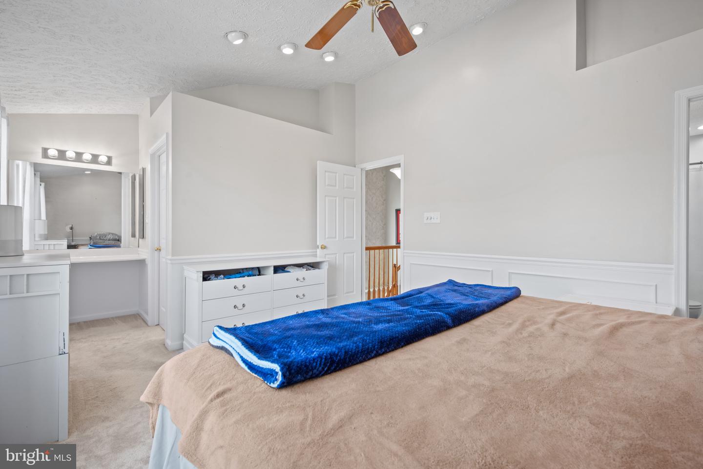 5559 Foxhall Ct