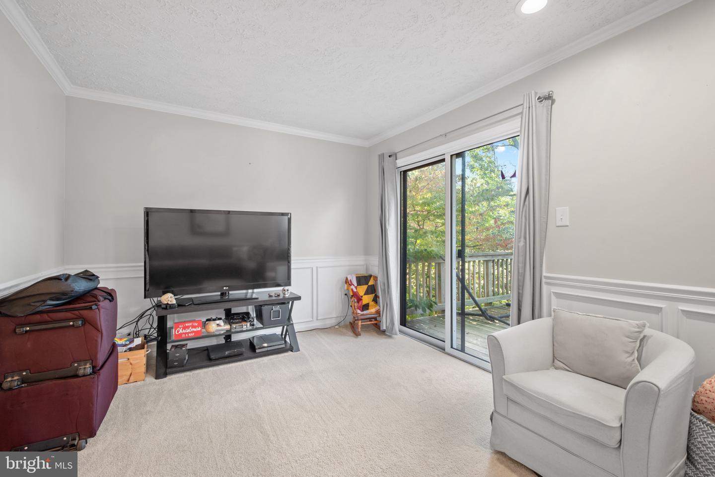 5559 Foxhall Ct