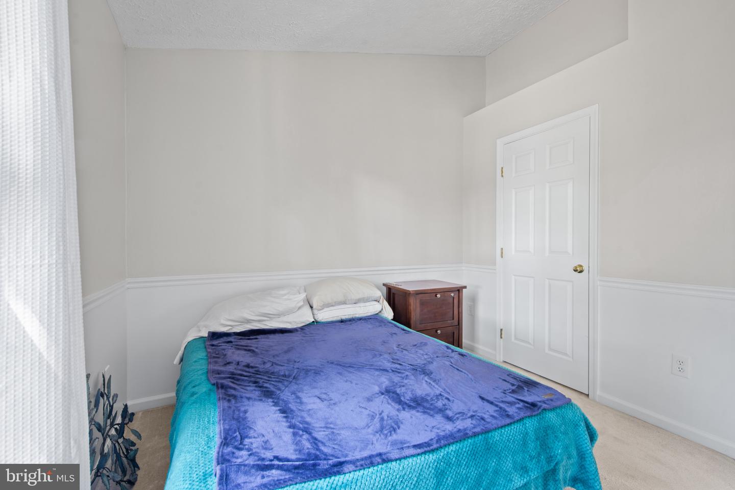 5559 Foxhall Ct