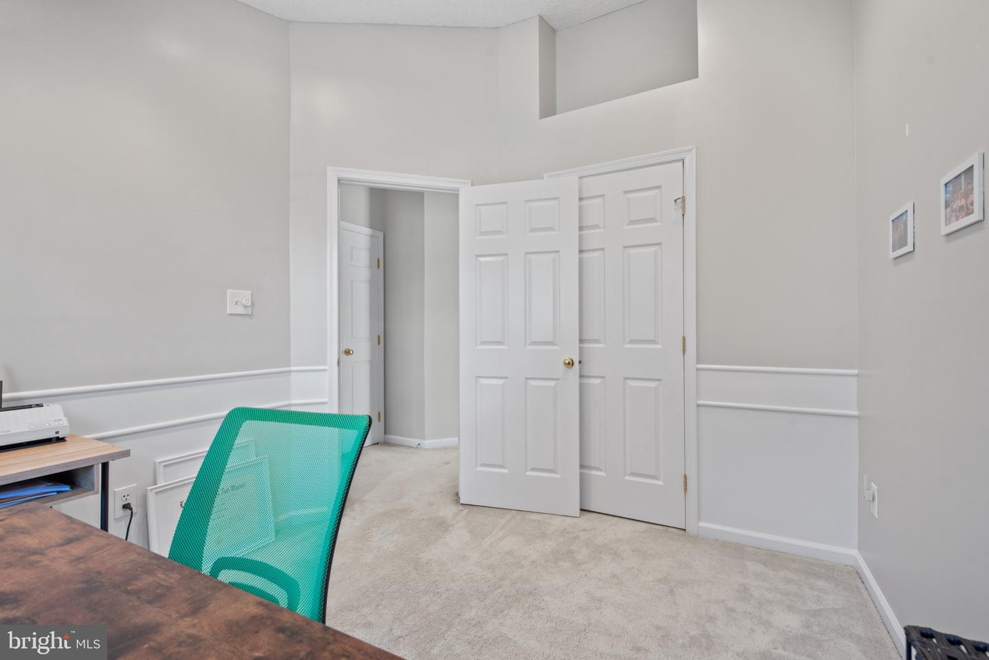 5559 Foxhall Ct