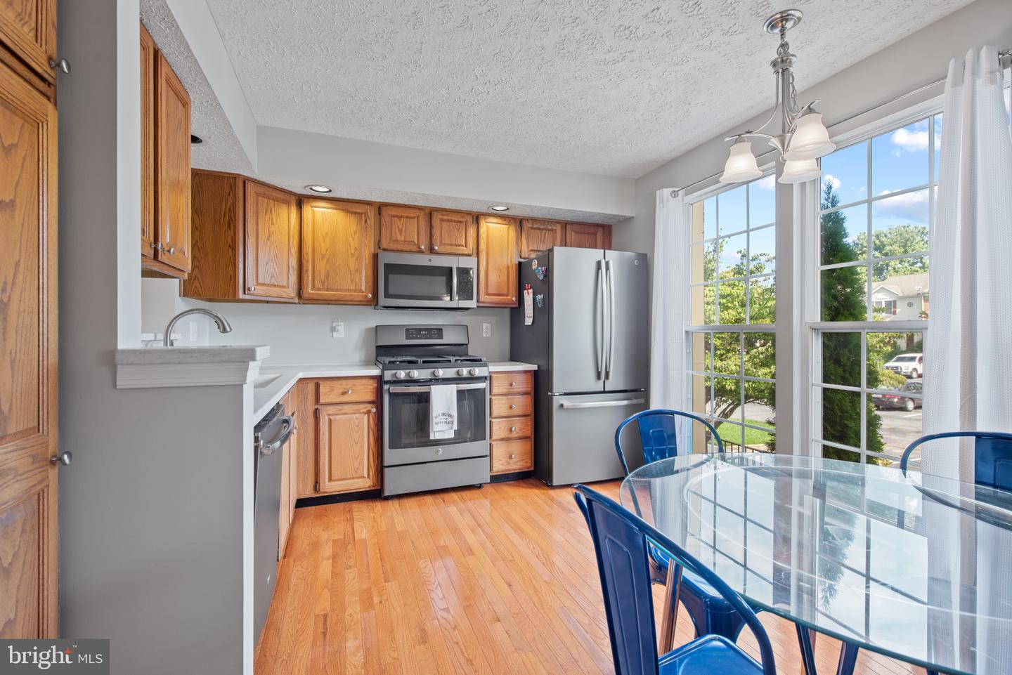 5559 Foxhall Ct