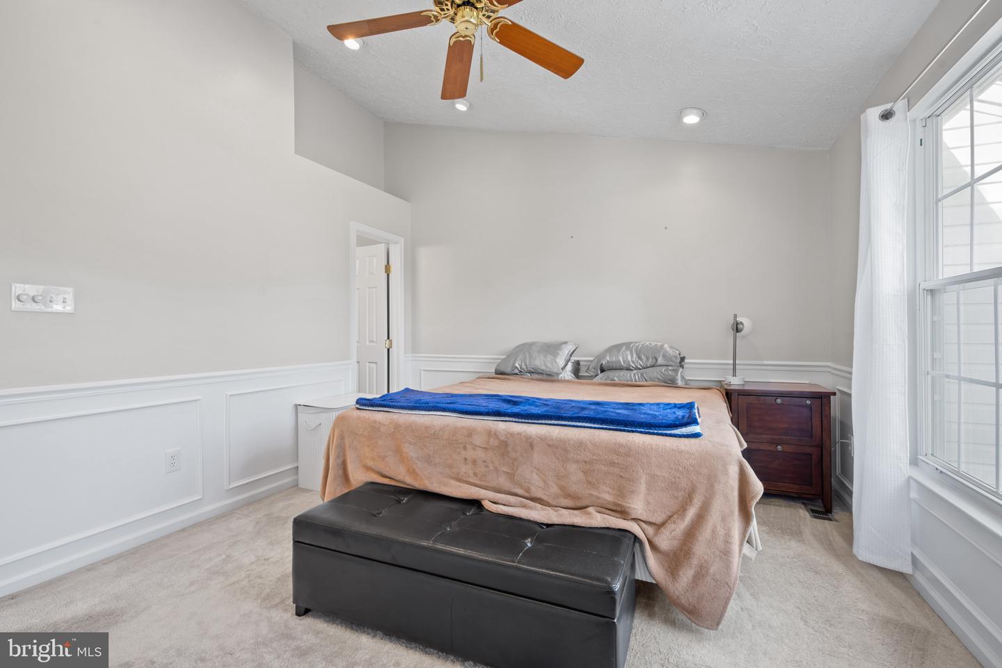 5559 Foxhall Ct